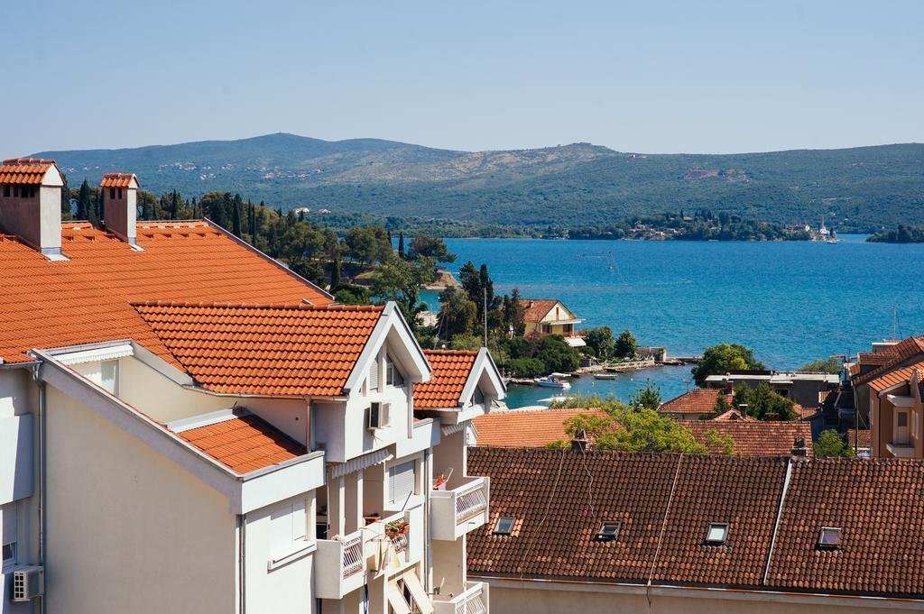 Apartment Dv Magnolia Tivat Zimmer foto
